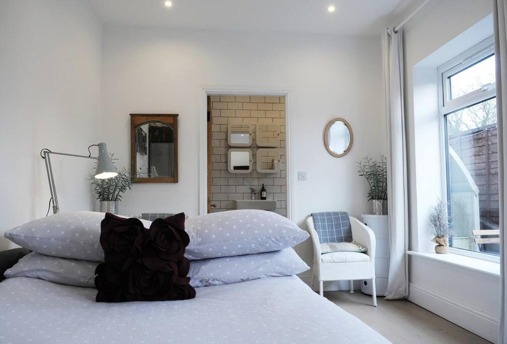 The Snug Apartment *